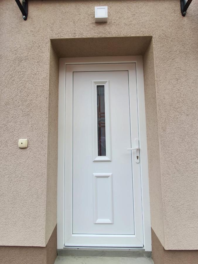 Studio Apartman 11 Bihac Bagian luar foto