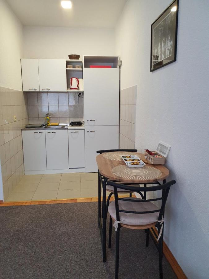 Studio Apartman 11 Bihac Bagian luar foto